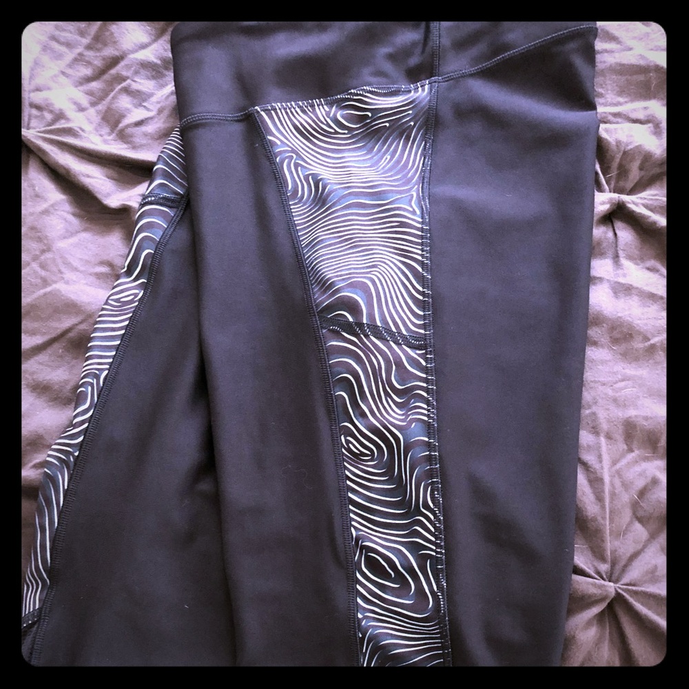 Under Armours Women’s Black XL Active Pants